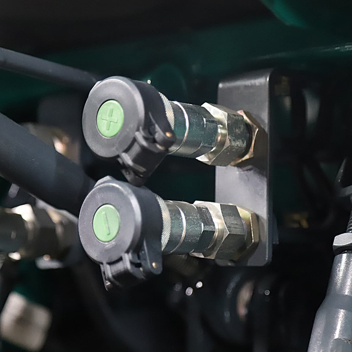Kompakttraktor Lovol 25 hk, uten hytte