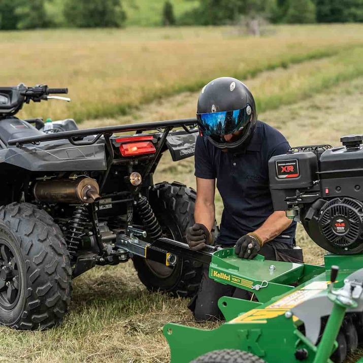 ATV-klipper med luke, 1,2 m, Briggs and Stratton 13,5 hk