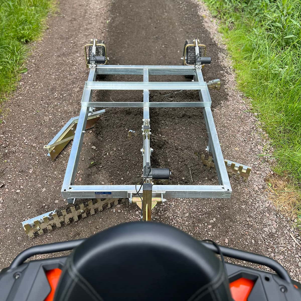 Veislådd til ATV med 3 skjær og med elektrisk hev- og senkbar funksjon