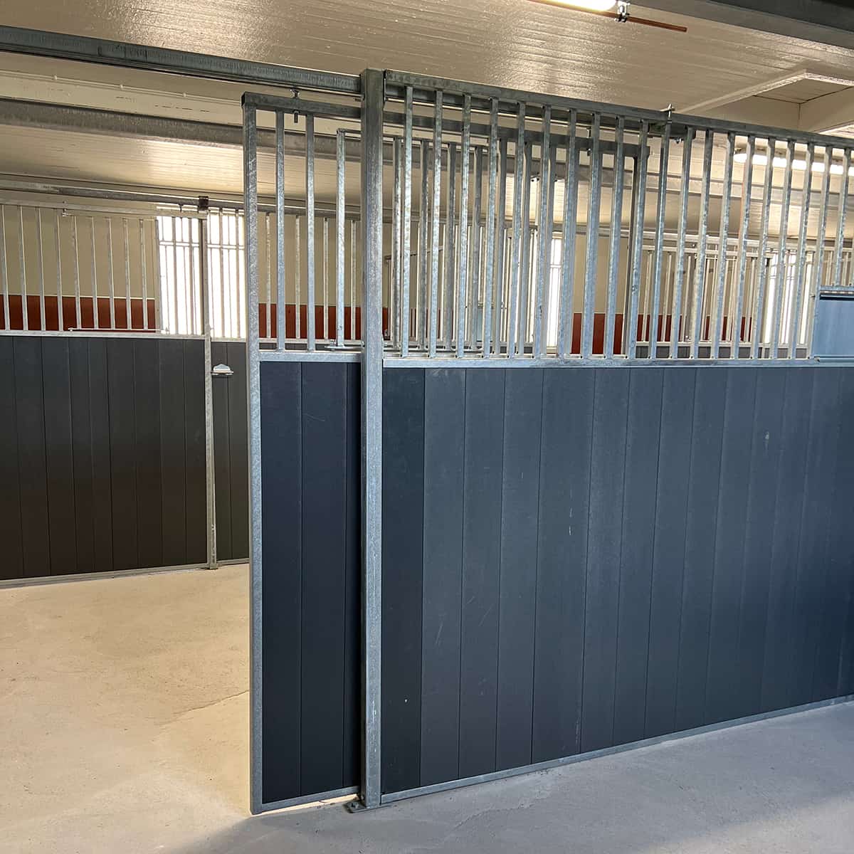 Front med skyvedør 3,0 m inkl. plastplank, SWE