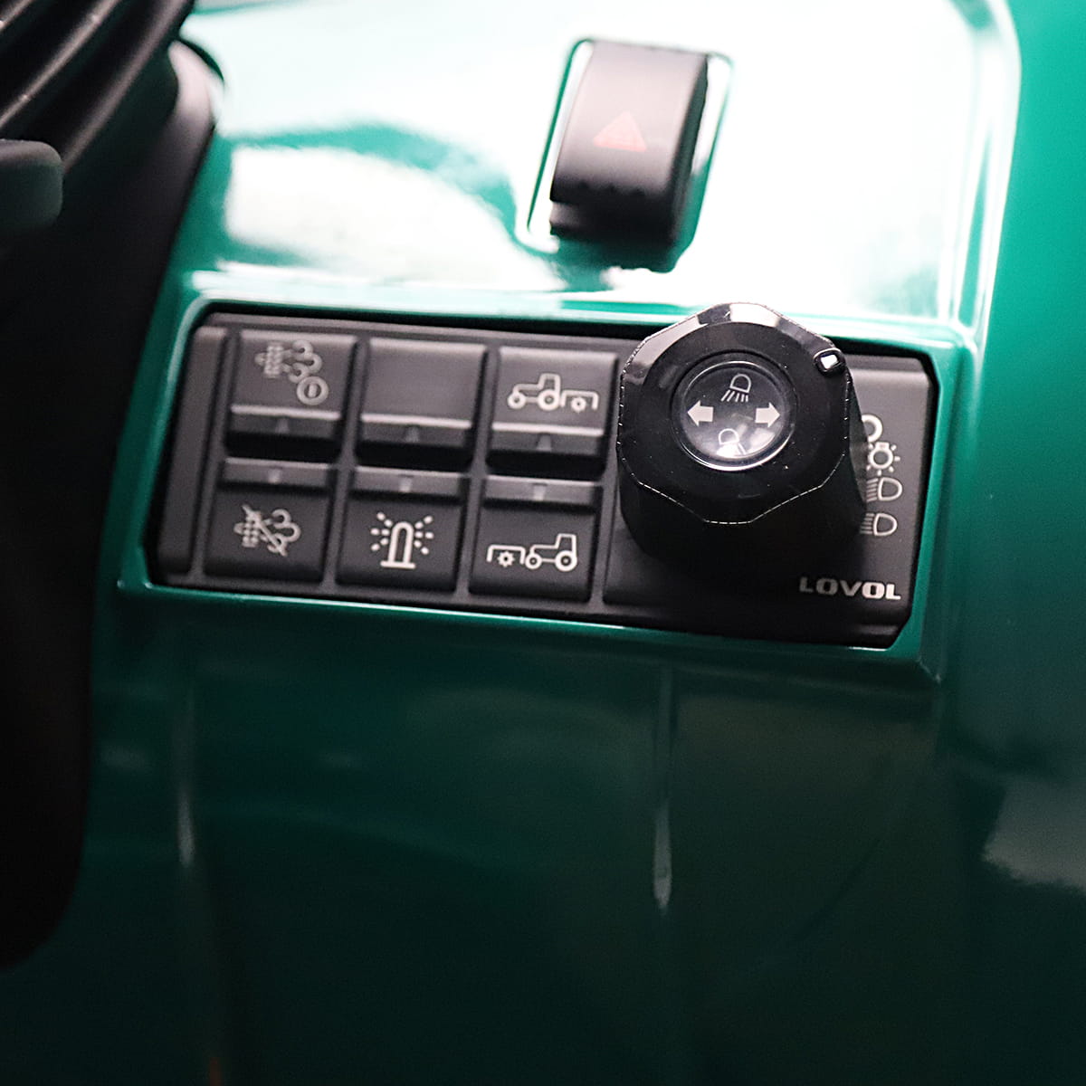 Kompakttraktor Lovol 25 hk, uten hytte