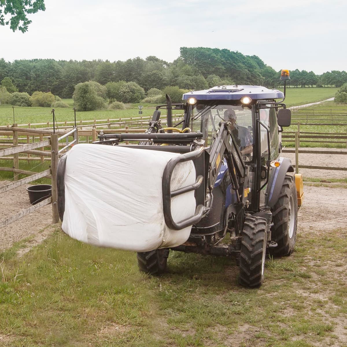 Balleklype BG2003, JCB