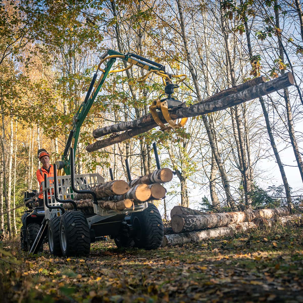 Skogsvogn ATV 3 tonn, med kran 4,2 m