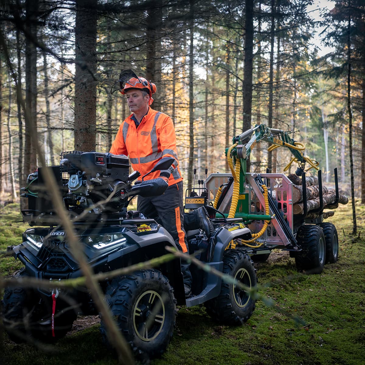 Skogsvogn ATV 3 tonn, med kran 4,2 m