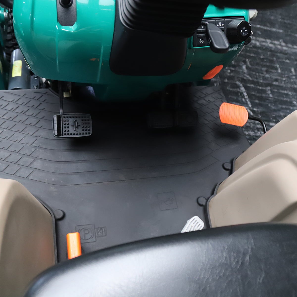 Kompakttraktor Lovol 25 hk, uten hytte