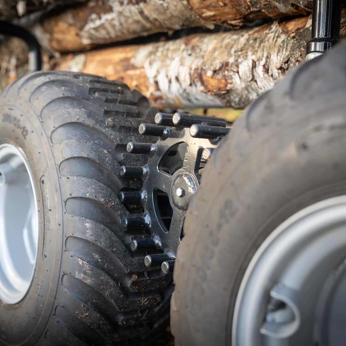 Skogsvogn ATV 3 tonn, med kran 4,2 m