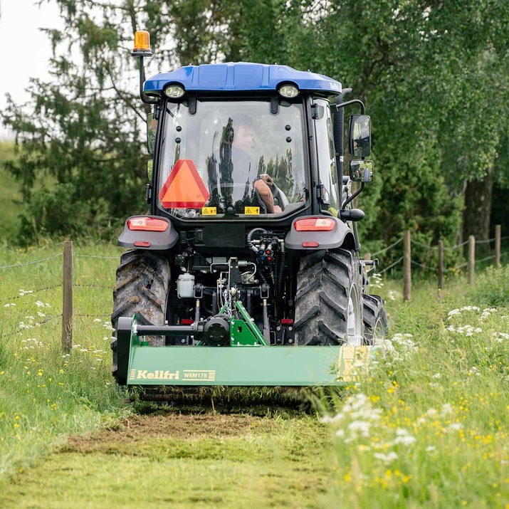 Traktor Lovol 50 hk 4WD med frontlaster, Stage V