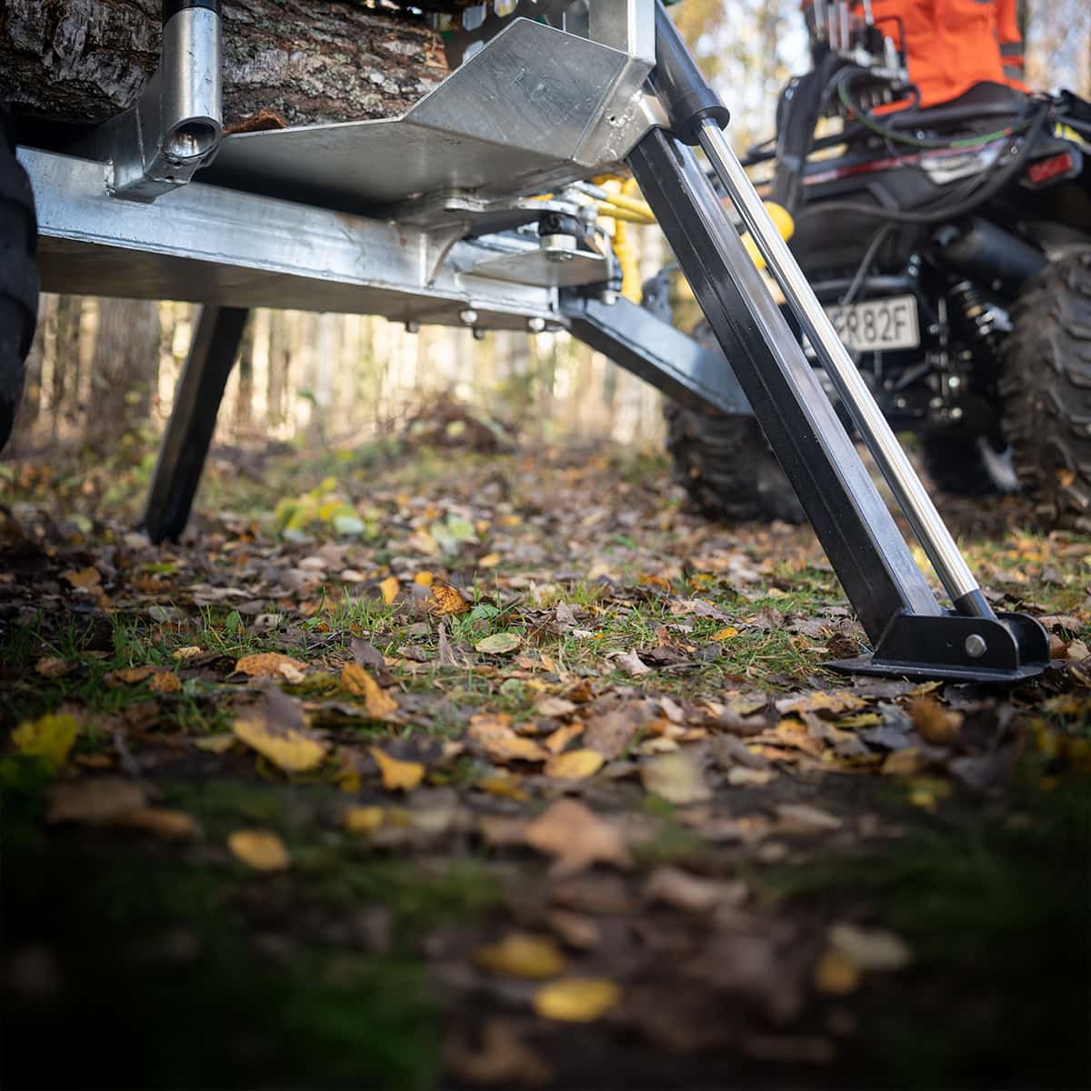 Skogsvogn ATV 3 tonn, med kran 4,2 m