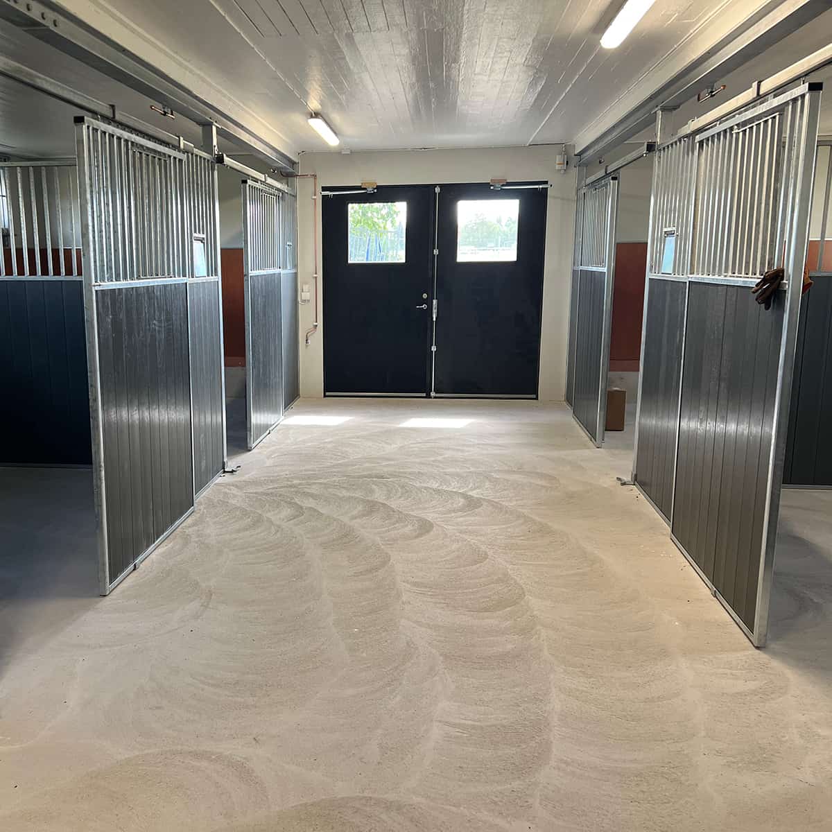 Front med skyvedør 3,0 m inkl. plastplank, SWE