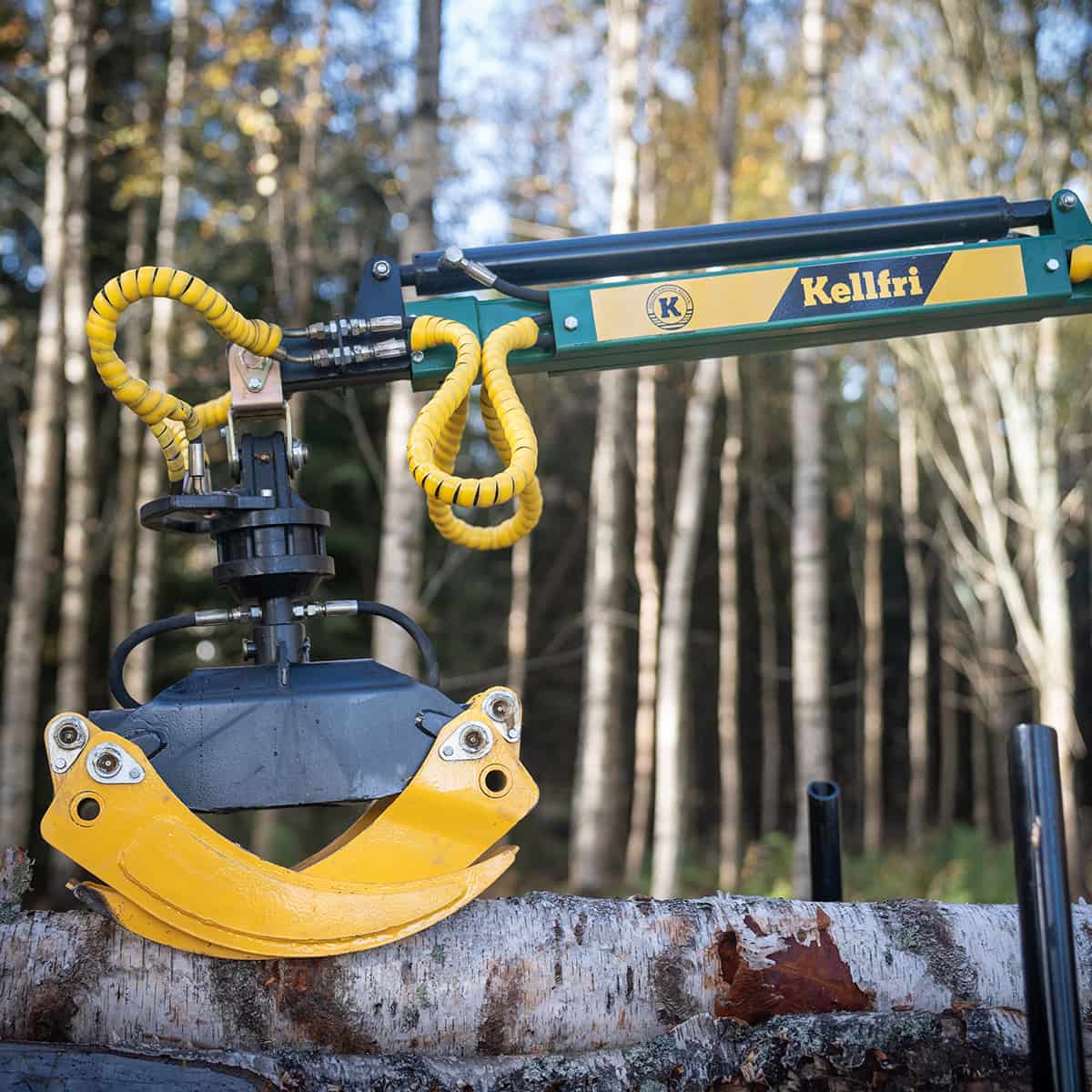 Skogsvogn ATV 3 tonn, med kran 4,2 m