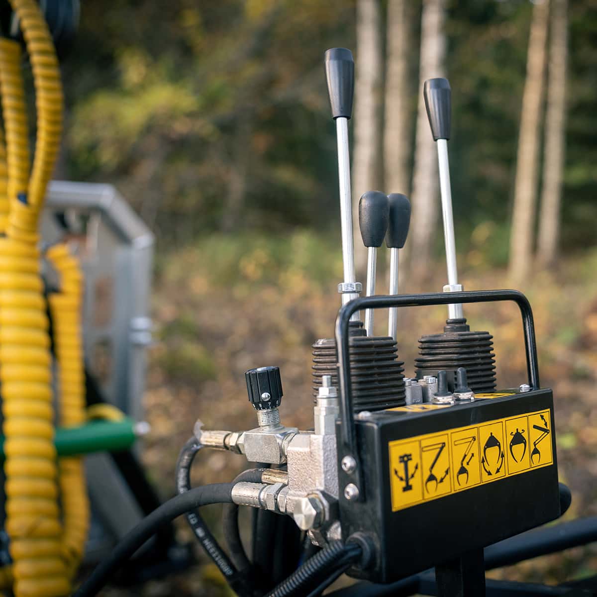 Skogsvogn ATV 3 tonn, med kran 4,2 m